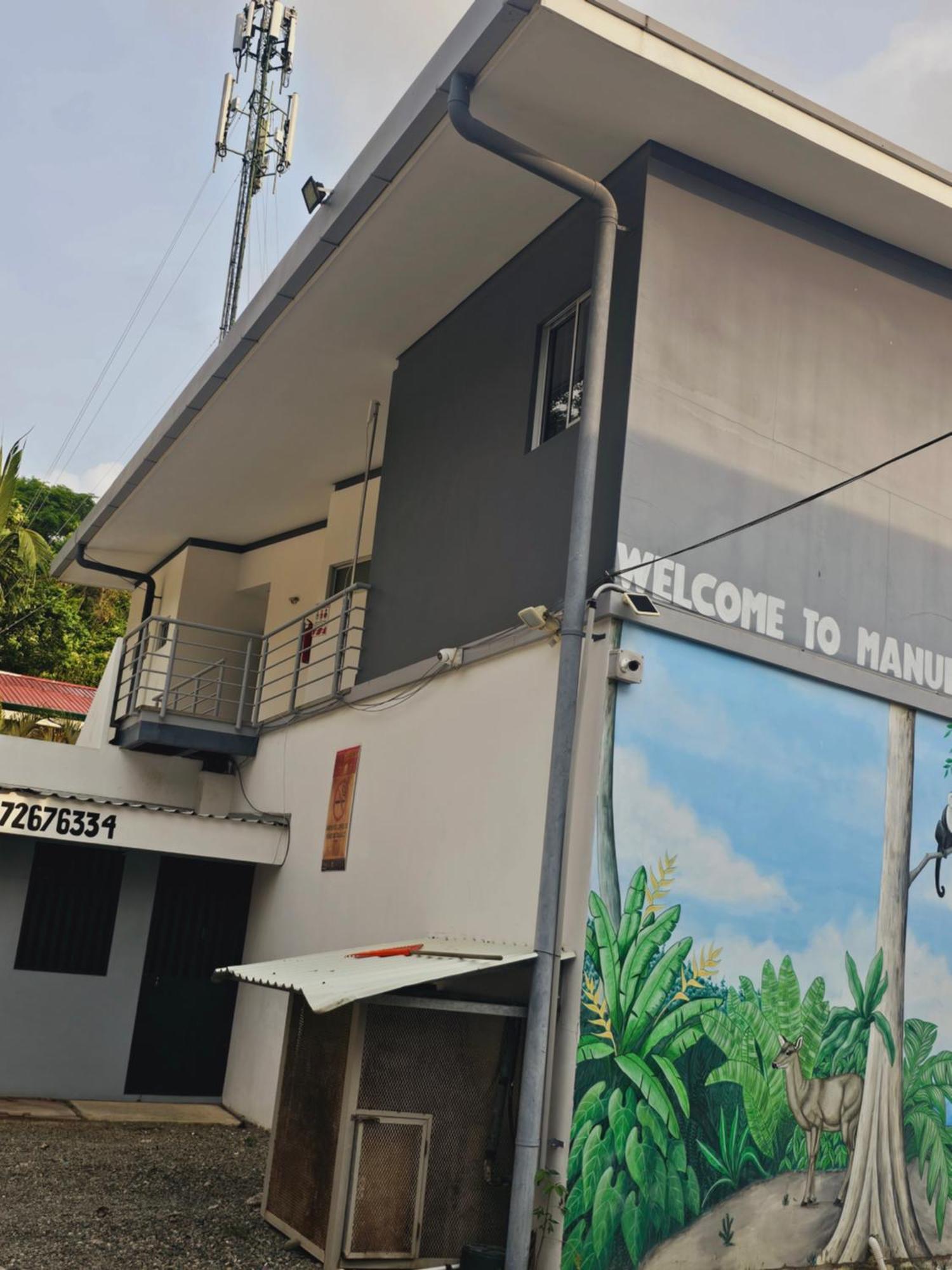 Pura Vida Apartments Quepos Oda fotoğraf