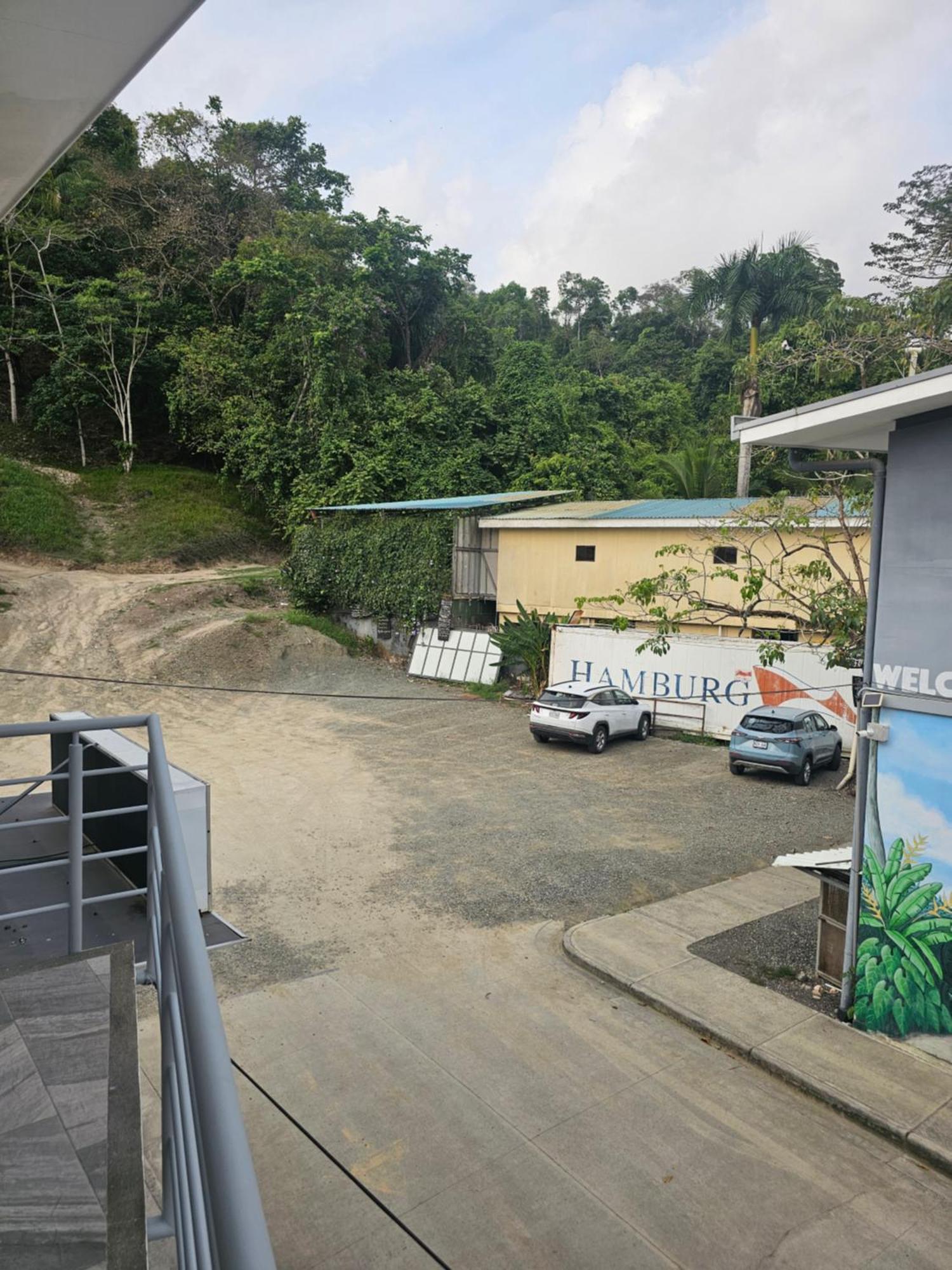 Pura Vida Apartments Quepos Oda fotoğraf