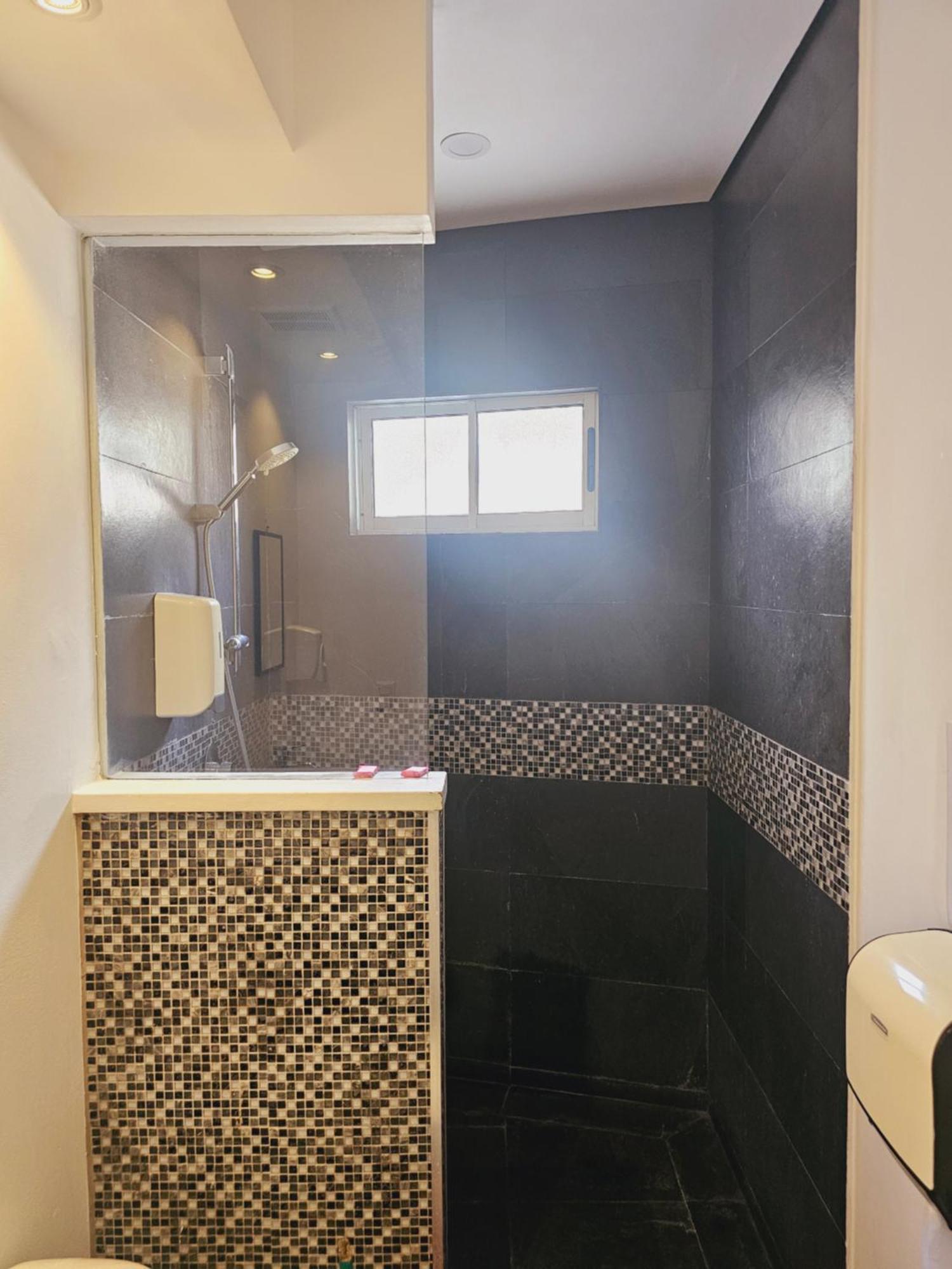 Pura Vida Apartments Quepos Dış mekan fotoğraf